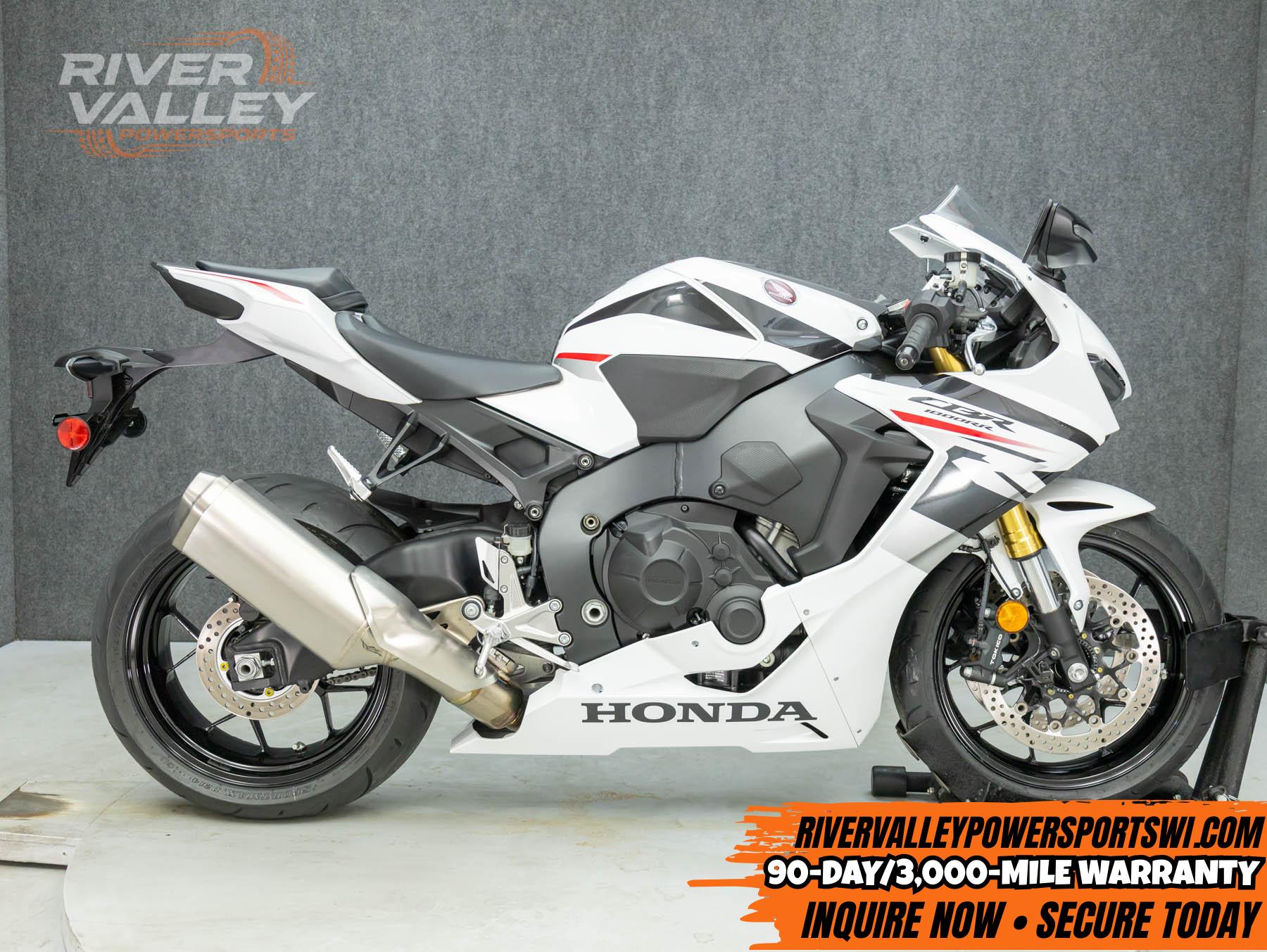 2025 HONDA CBR1000RR W/ABS