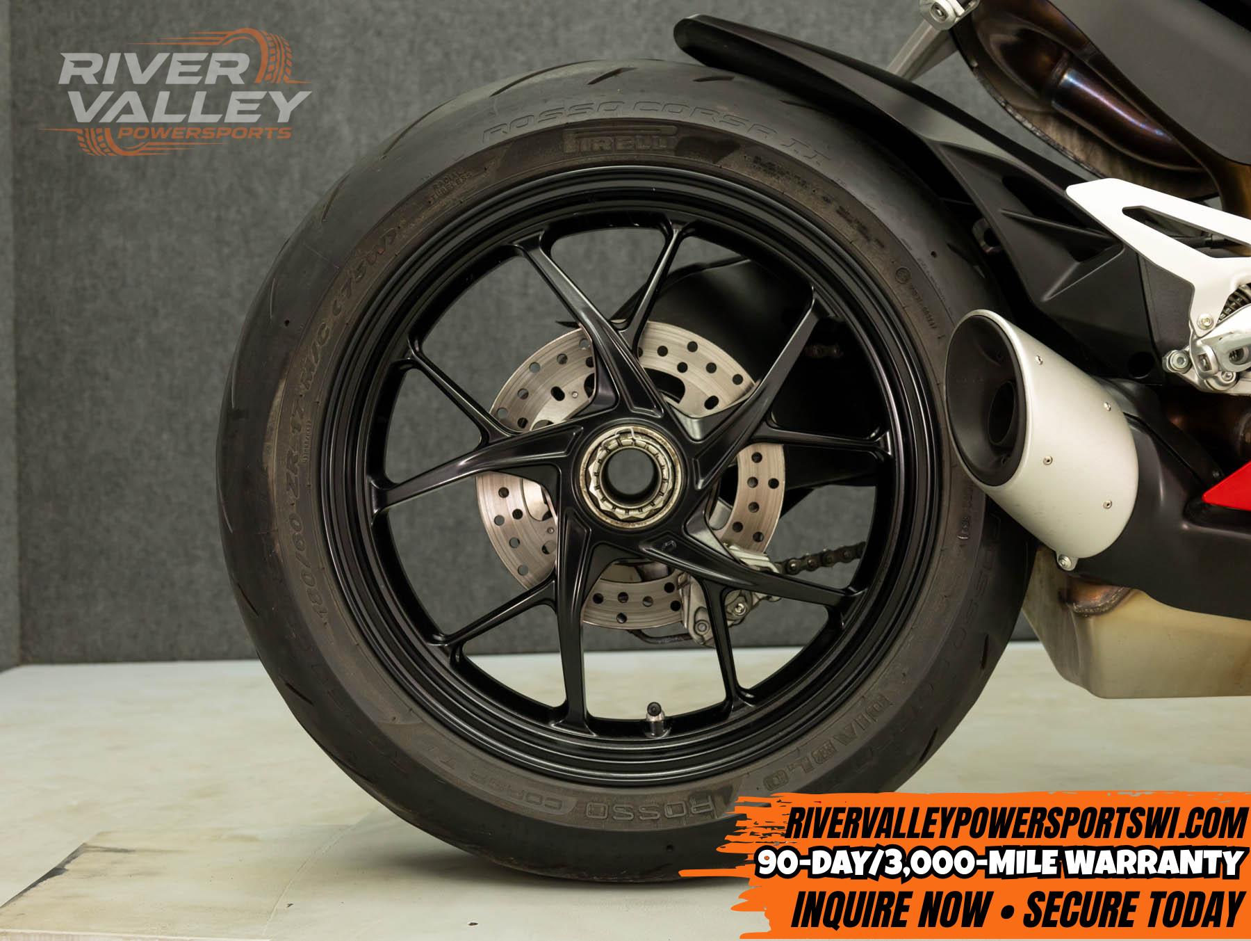 2022 DUCATI PANIGALE V2 W/ABS