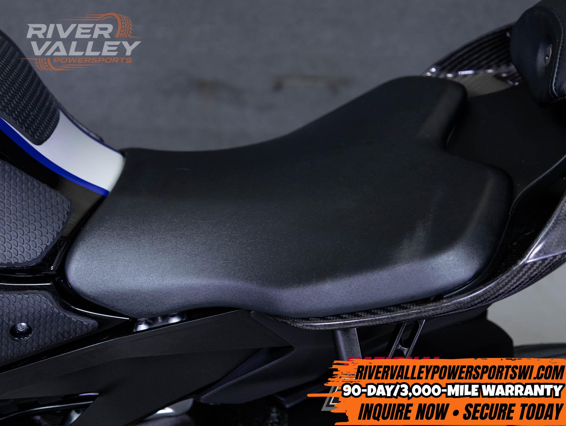 2021 YAMAHA YZFR1M 1000 W/ABS