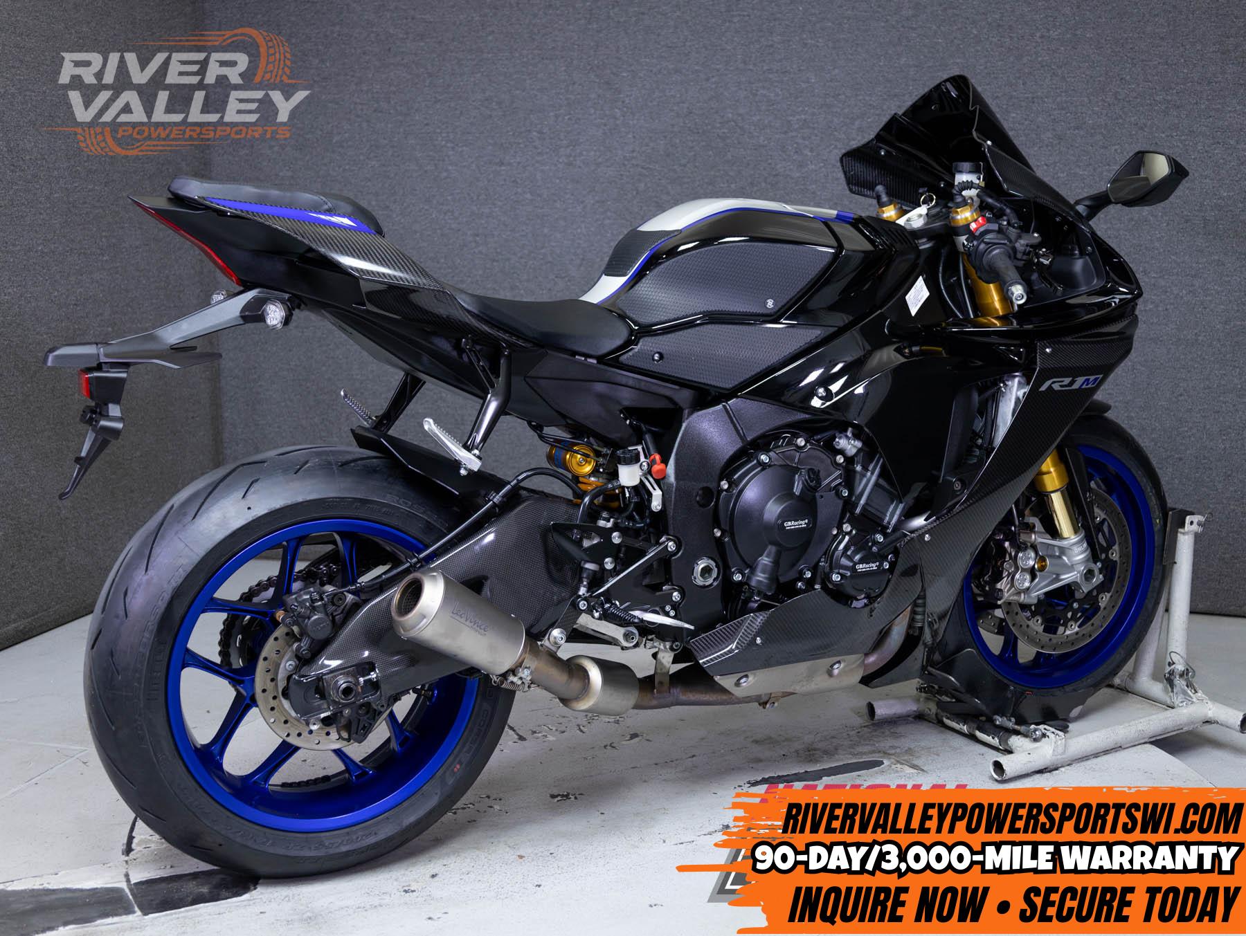 2021 YAMAHA YZFR1M 1000 W/ABS